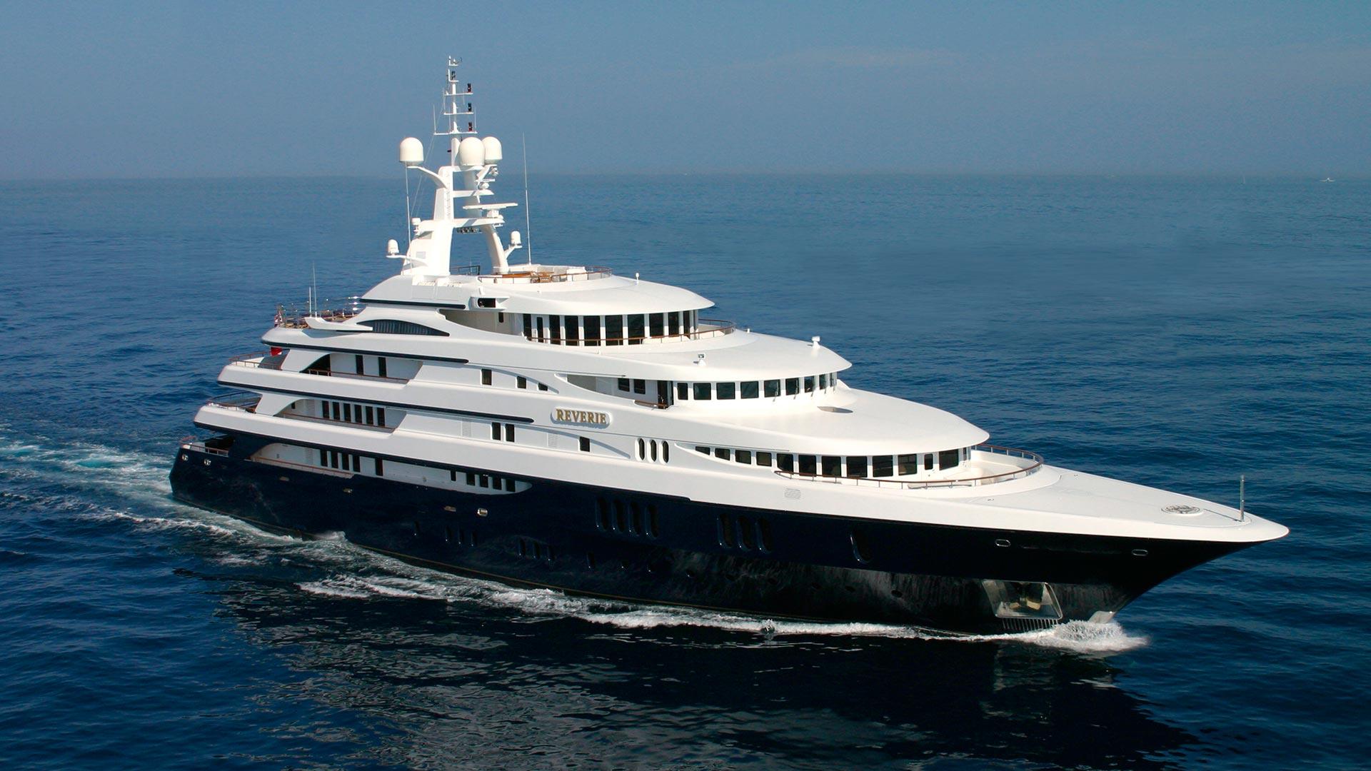 FREEDOM Yacht Charter Details, CHARTERWORLD Luxury Superyachts